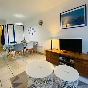  Appartement Proximite Immediate Et Port De Plaisance France